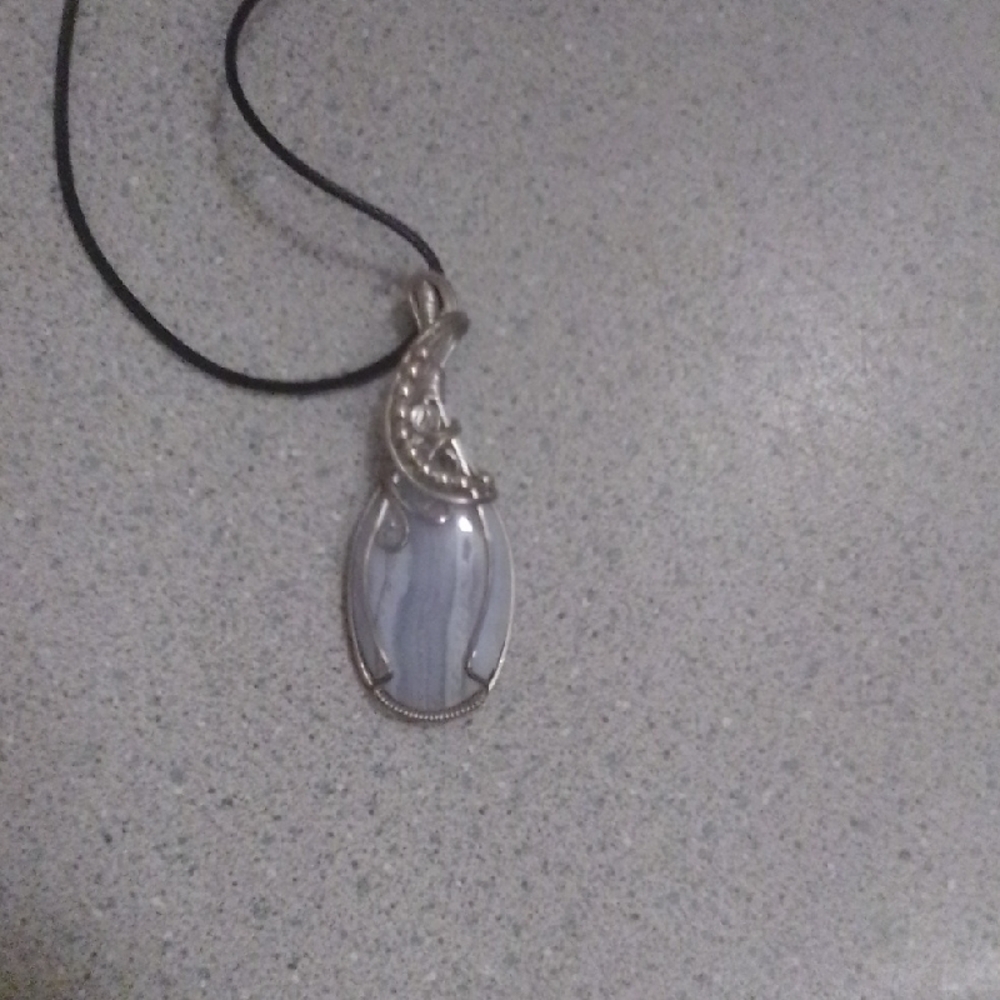 Artistic Silver and Blue Lace Agate Pendant
